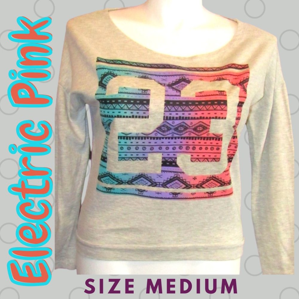 Junior's Electric Pink Patterned Shirt Size Medium